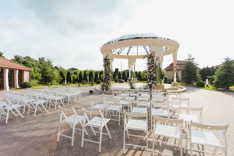outdoor wedding flooring